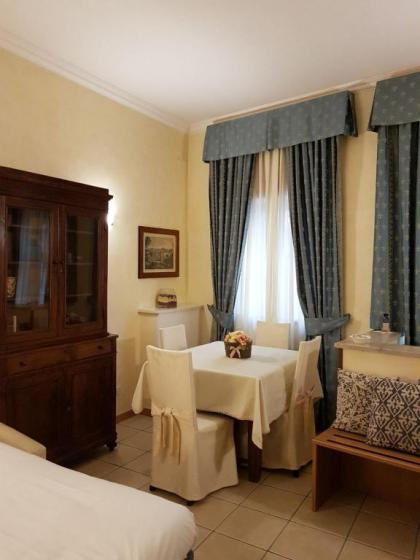 Apartment Julia Guesthouse - image 1