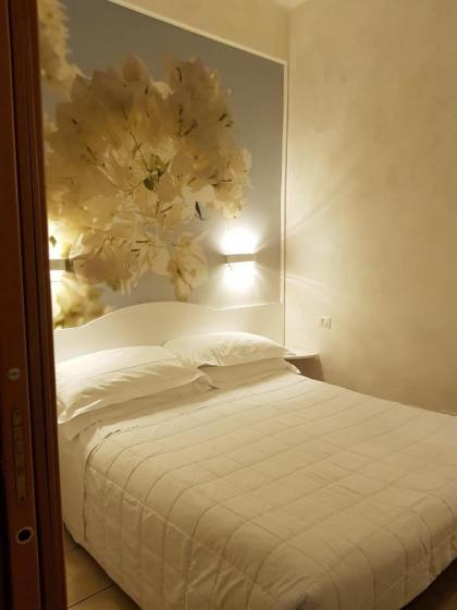 Apartment Julia Guesthouse - image 11