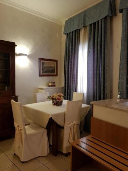 Apartment Julia Guesthouse - image 9