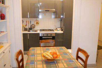 Vatican Apartment - image 9