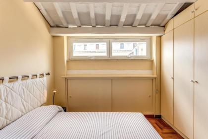 Trastevere Attic with Terrace - image 18
