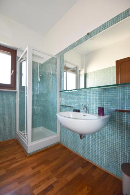 Nice & Warm Rooms - image 2