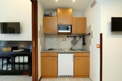 4BNB - Cavour Square Apartment - image 22