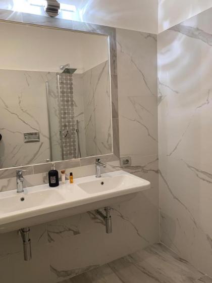 Prince's Suite Popolo View - image 30