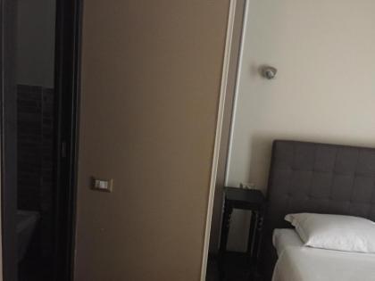 Candia Rooms - image 11