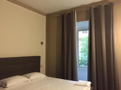 Candia Rooms - image 12
