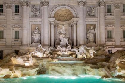 Trevi Ab Aeterno - Amazing View of the Trevi Fountain - image 24