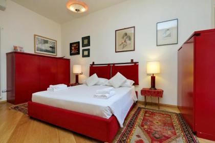 Saint Peter's Bright Apartment | Romeloft - image 4