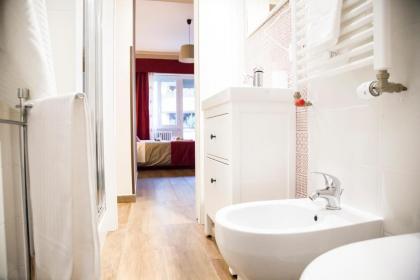 Vatican Suite 383 - image 22