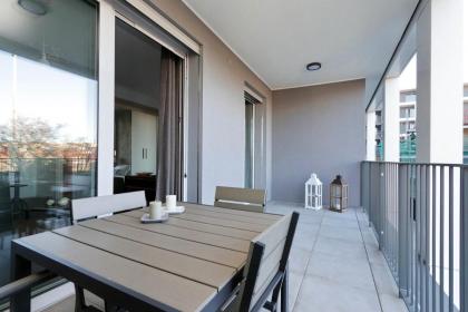 DELIZIOSO Monolocale con TERRAZZO - image 25