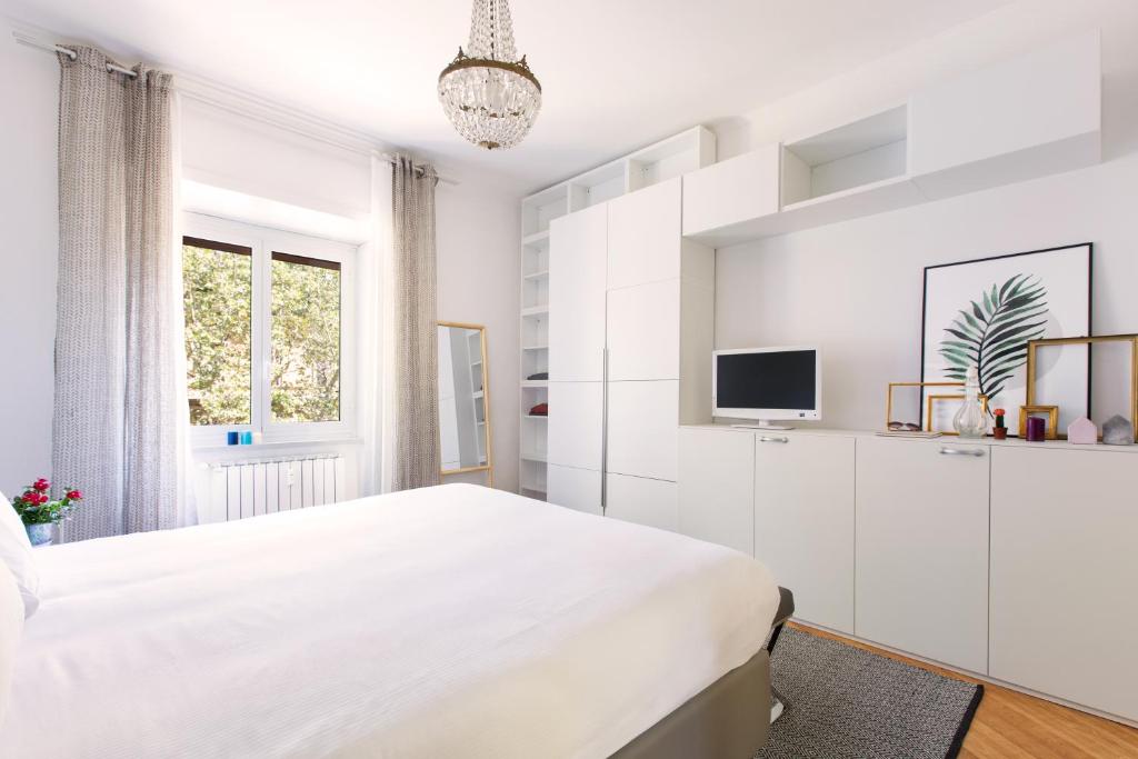 ROMAC Gianicolo 3-Bedroom Holiday Apartment - image 4