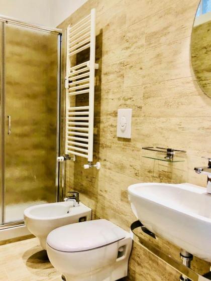 Audrey's Roman Holidays - Rome Suites & Rooms - image 12