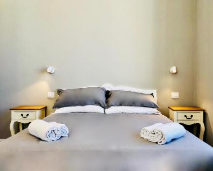 Audrey's Roman Holidays - Rome Suites & Rooms - image 9