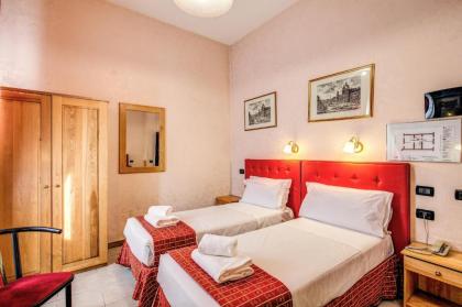 Hotel Espana Dependance - image 23