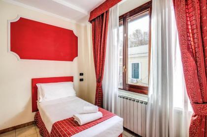 Hotel Espana Dependance - image 25