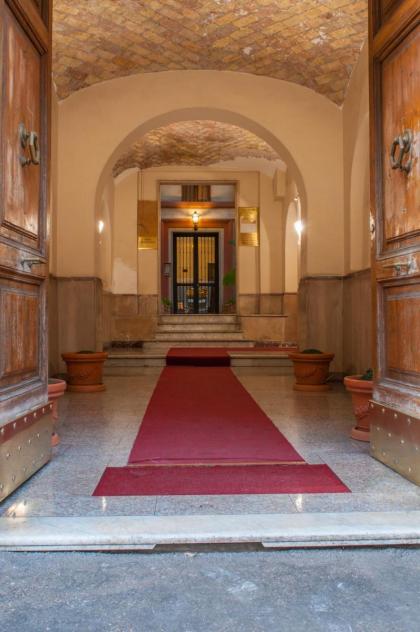 St. Peter Vatican Apartment - image 24