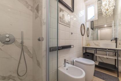 Colosseum Exclusive Duplex - image 25