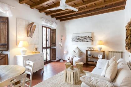 BBHOMEROME - Piazza Campo de' Fiori Luxury Flat View - image 10