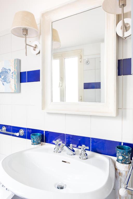 BBHOMEROME - Piazza Campo de' Fiori Luxury Flat View - image 5