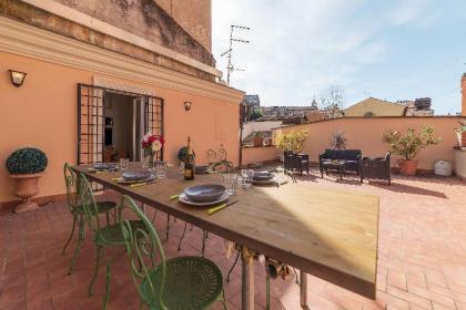 Monti Stunning Apartment with Terrace - image 1