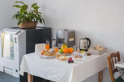 Travelershome Morena B&B - image 6