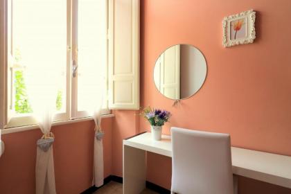 Pamphili Park Romantic Retreat - image 13