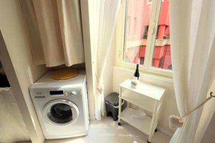 Pamphili Park Romantic Retreat - image 4