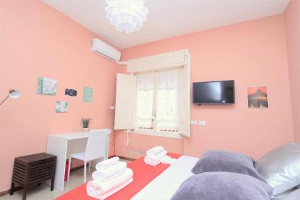 Pamphili Park Romantic Retreat - image 9