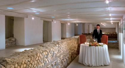La Posta Vecchia Hotel - image 2