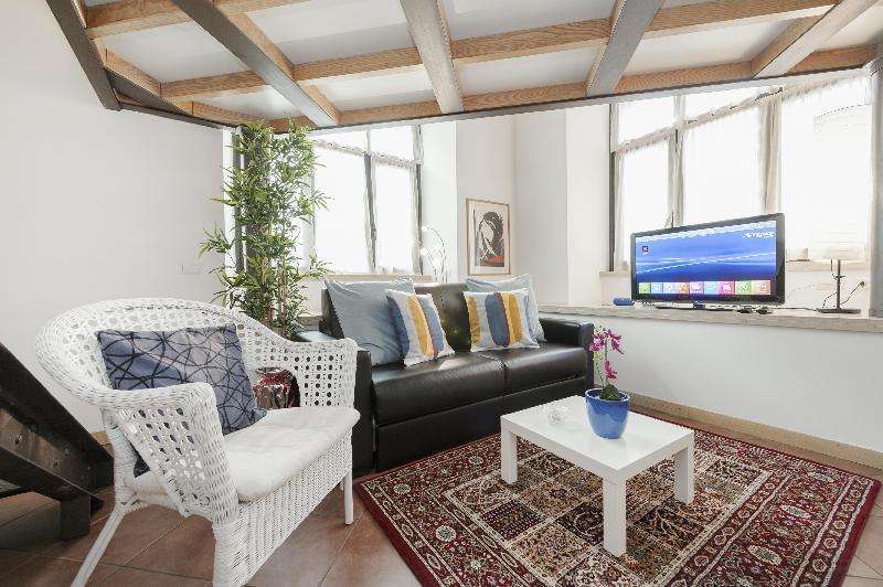 Stylish Loft - Colosseum 4 mins Walk - image 4