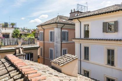 Sonder at Campo de Fiori - image 1