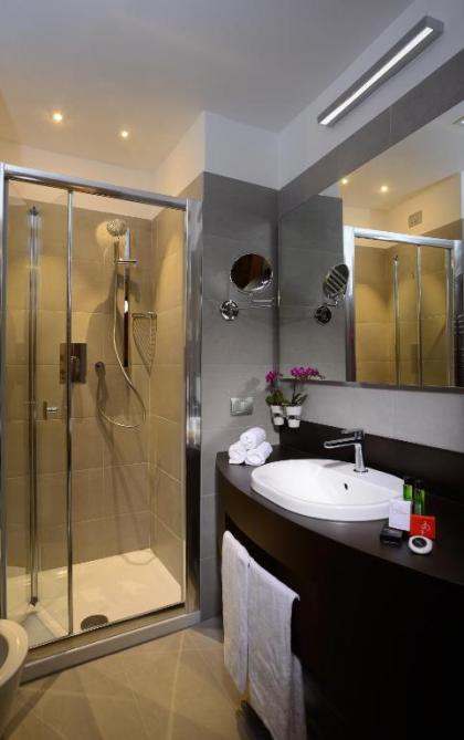 Rome Art Hotel - Gruppo Trevi Hotels - image 12
