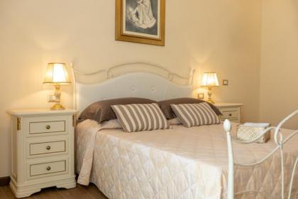 Kings Home In Rome - image 24