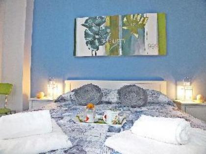 BLASERNA HOUSE in the heart of shopping in Roma - image 10