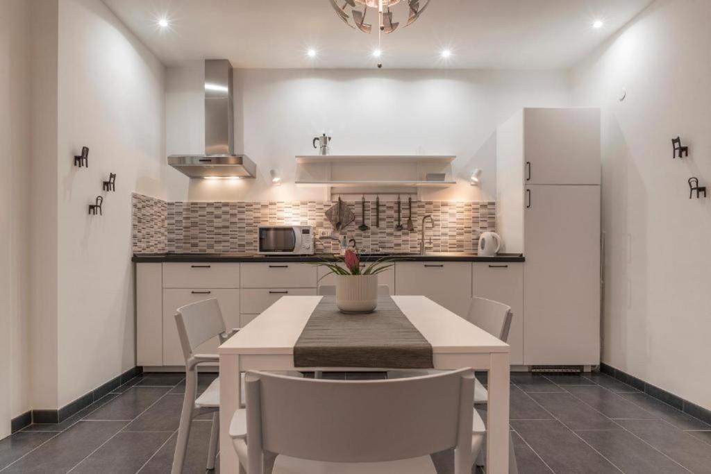One bedroom appartement with wifi at Roma - image 2