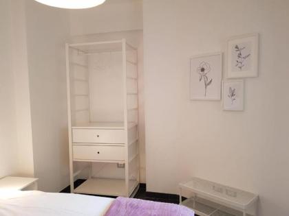 One bedroom appartement with wifi at Roma - image 8