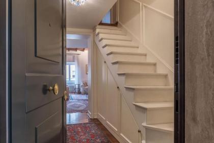 Quiet and classic on two floors by Trevi Fountain - FromHometoRome - image 14