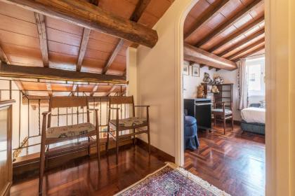 Quiet and classic on two floors by Trevi Fountain - FromHometoRome - image 16
