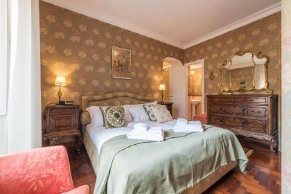 Quiet and classic on two floors by Trevi Fountain - FromHometoRome - image 17