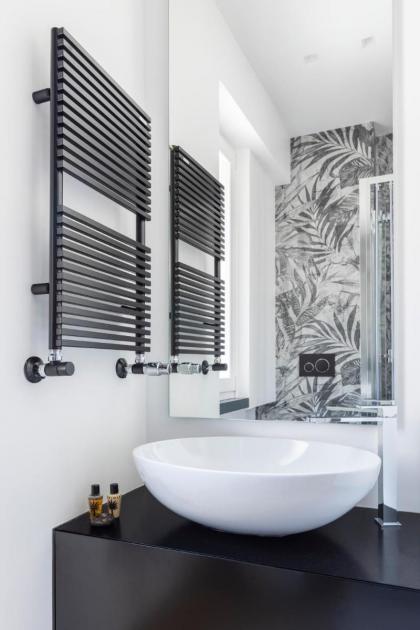 ROMAC Trinity - 3bdr apartment with Sauna & Jacuzzi in Campo de Fiori - image 29