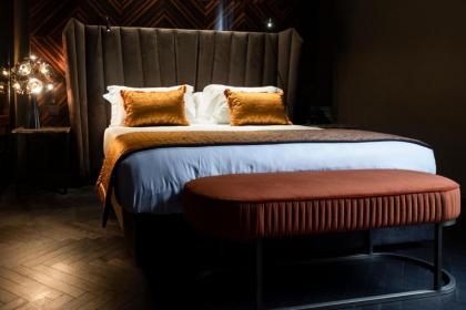 U-Visionary Roma Hotel - image 22