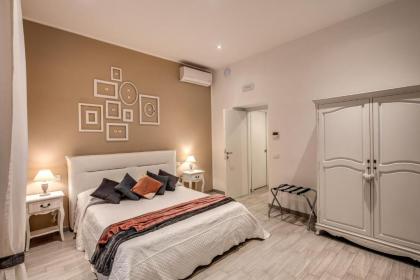 Vatican Royal Apartment - image 20