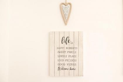 White Fanti Apartment - image 27