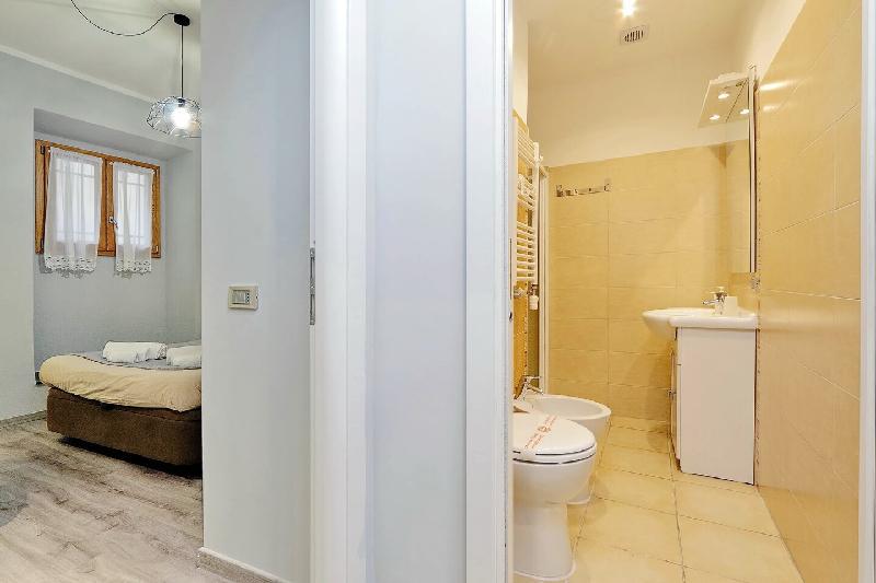 LITTLE GEM 2 Apartment free WI-FI - image 4