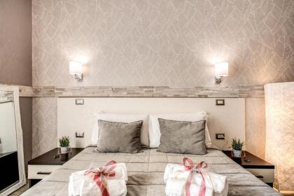 Santamariarooms - image 12