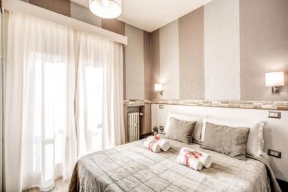 Santamariarooms - image 15