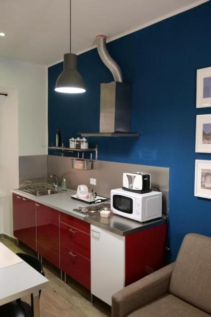 Deco's Place Roma Cloe - image 17