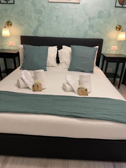 Luxury Boutique Hotel - image 25