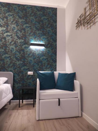 Vite 99 spanish steps room - image 26