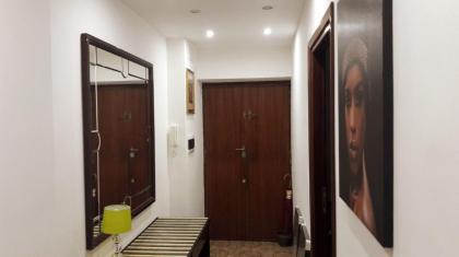 La casa di Vincenzo  3rooms  metroA  centro citt - image 25